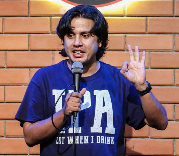top comedian vinay menon performing